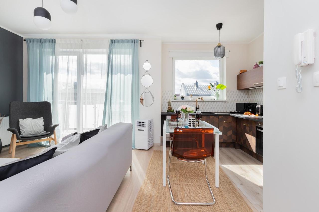 Przestronne 2 Oddzielne Sypialnie Caly Apartament W Spokojnej Dzielnicy Borkowo  エクステリア 写真