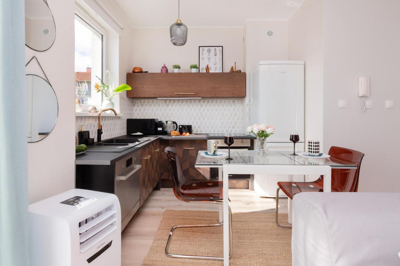 Przestronne 2 Oddzielne Sypialnie Caly Apartament W Spokojnej Dzielnicy Borkowo  エクステリア 写真