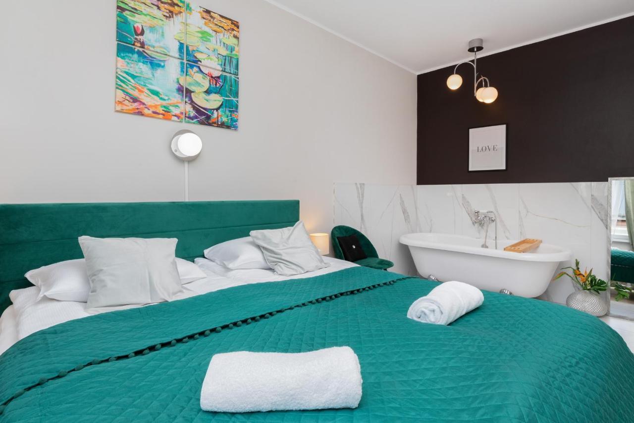 Przestronne 2 Oddzielne Sypialnie Caly Apartament W Spokojnej Dzielnicy Borkowo  エクステリア 写真